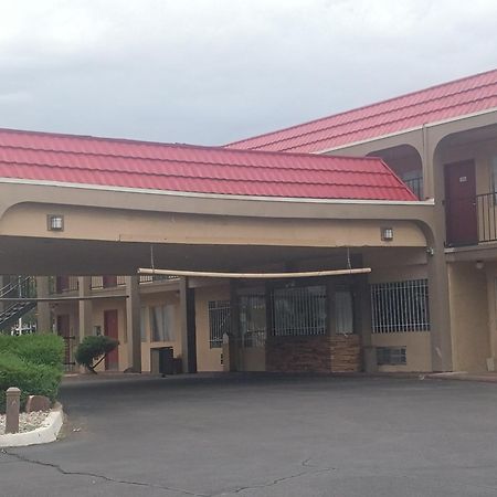 Tree Inn & Suites Albuquerque Buitenkant foto